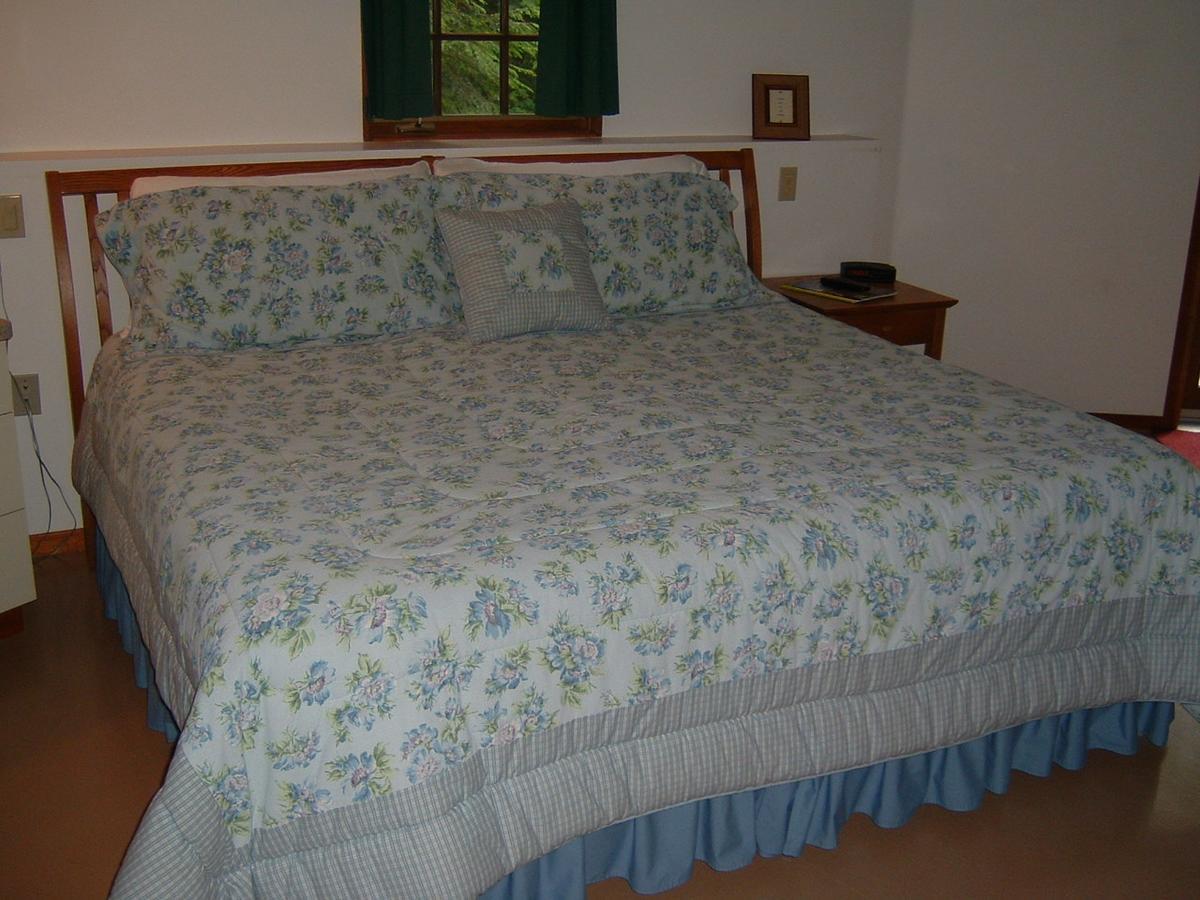 Breakfast On The Connecticut Bed & Breakfast Lyme ภายนอก รูปภาพ
