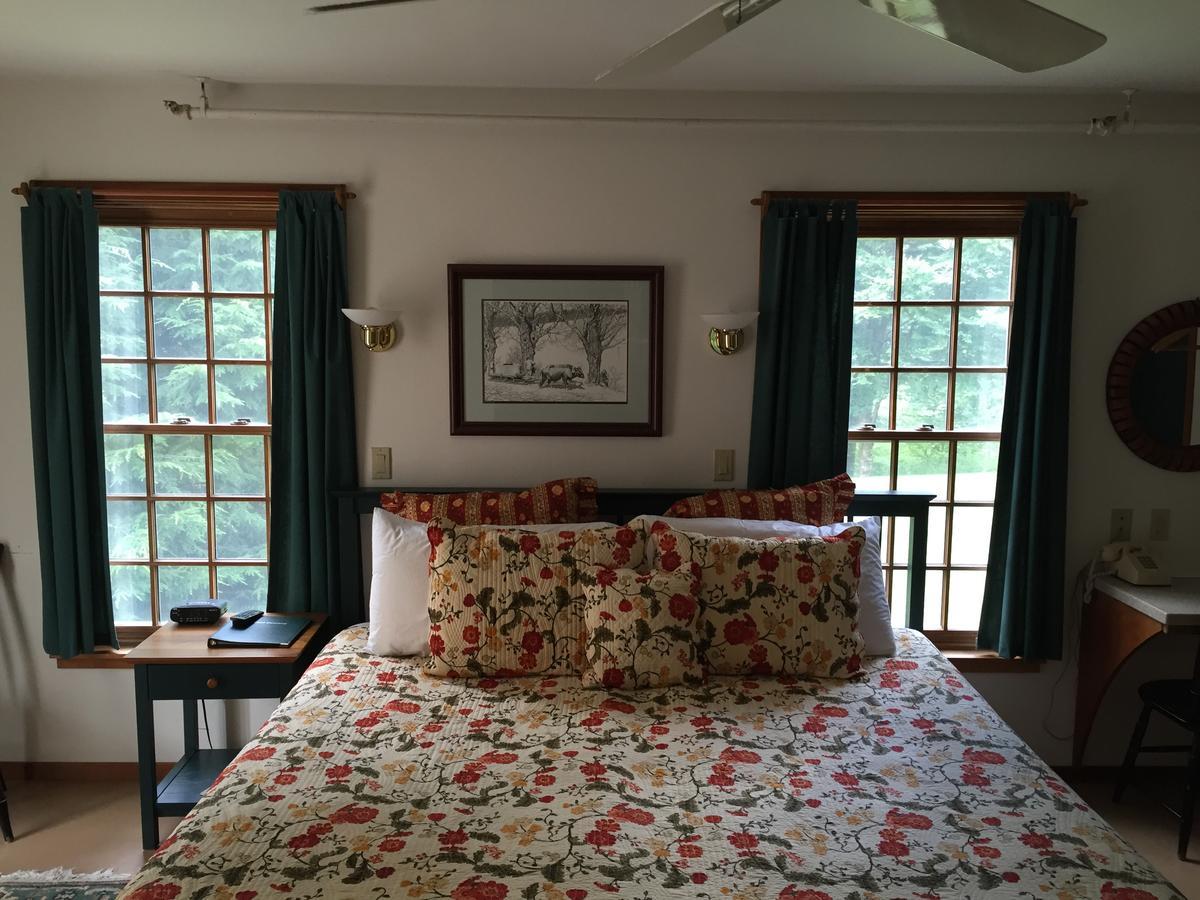 Breakfast On The Connecticut Bed & Breakfast Lyme ภายนอก รูปภาพ