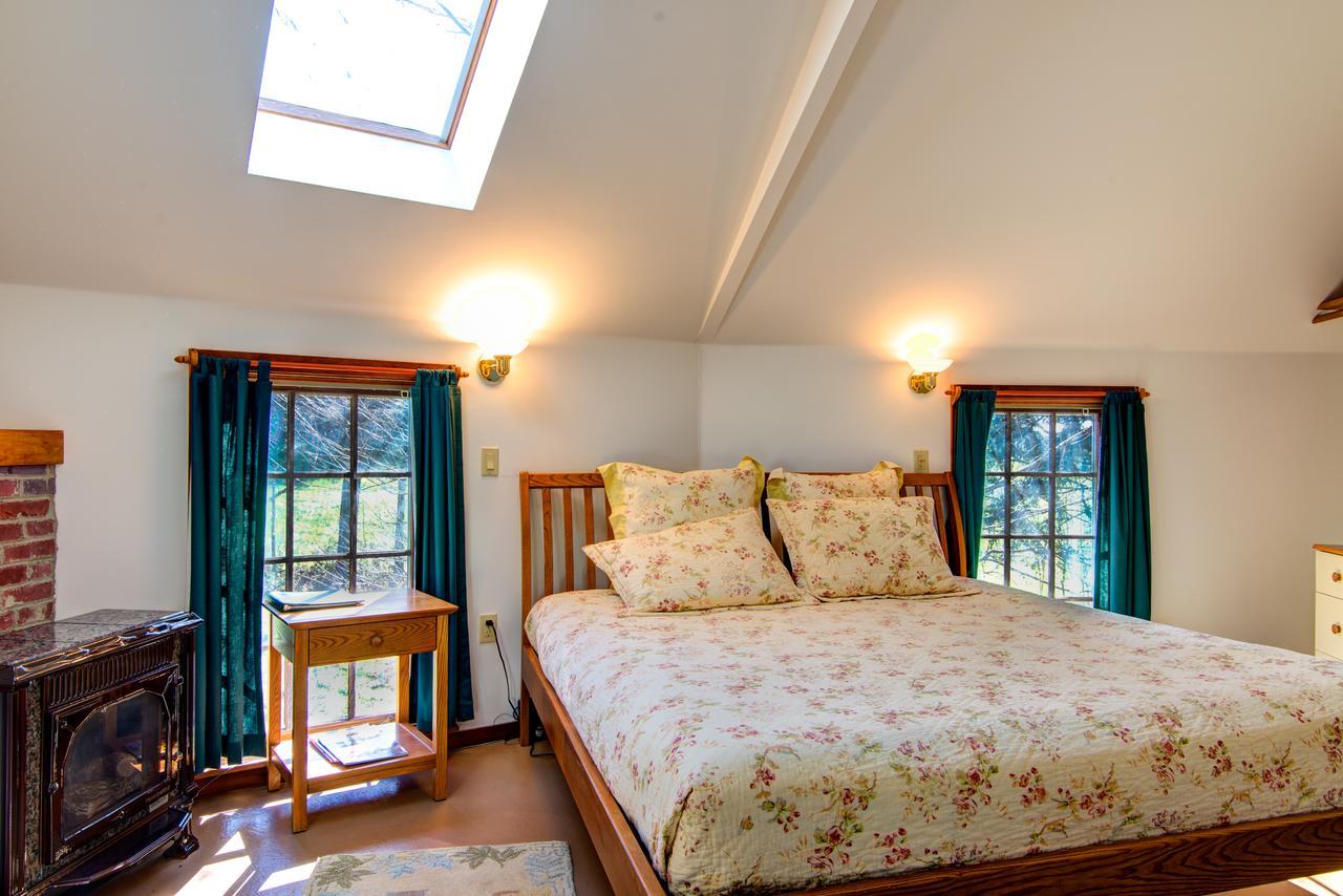 Breakfast On The Connecticut Bed & Breakfast Lyme ภายนอก รูปภาพ